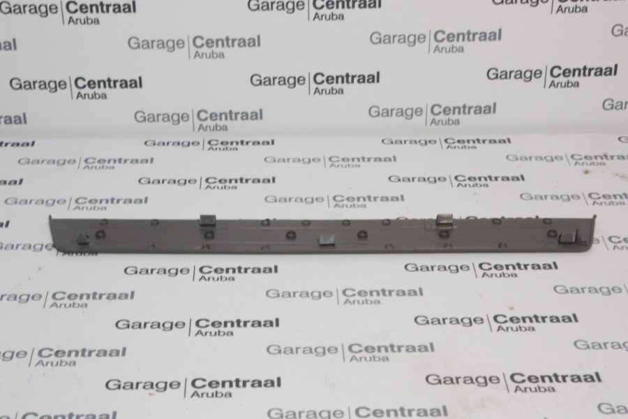 COVER TUC SIDE/TRIM
