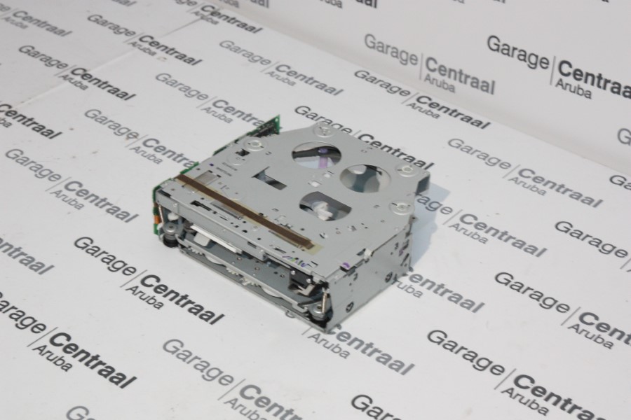 RADIO/CD/MP3 PLAYER