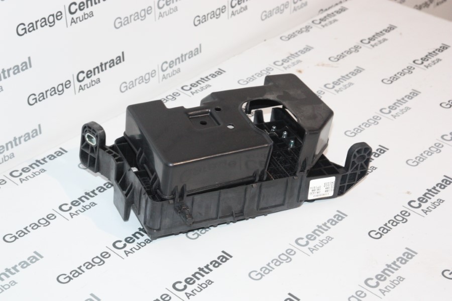 FUSE BOX ACC 06-