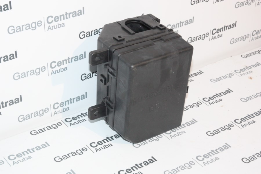 FUSE BOX H10 06- (ENG ROOM)
