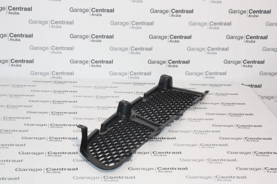 GRILLE H-1 LH (IN FR/BUMPER)