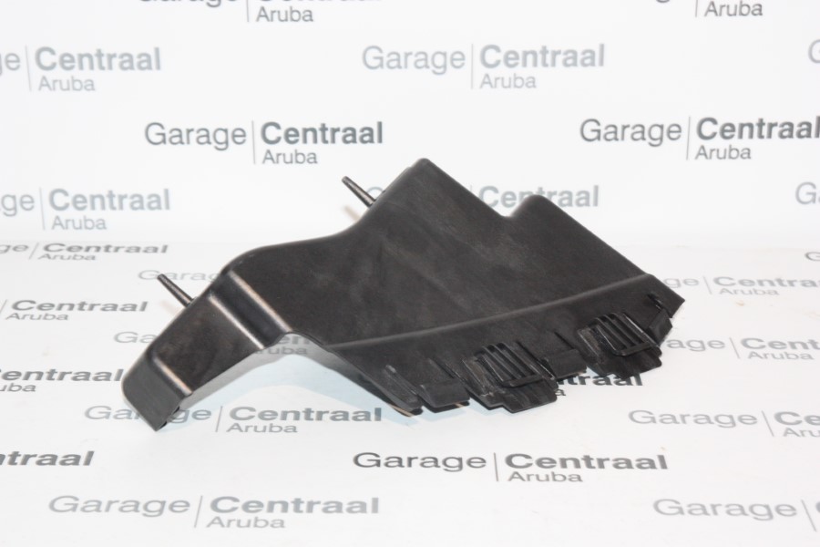 BRACKET H350 RH FR/BMPR UPR