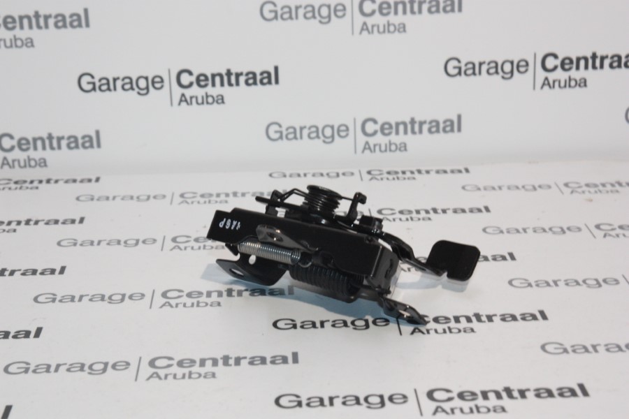 LOCK I30 HOOD