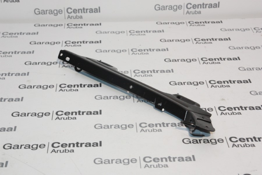 BRACKET MTR LH FR/BUMPER