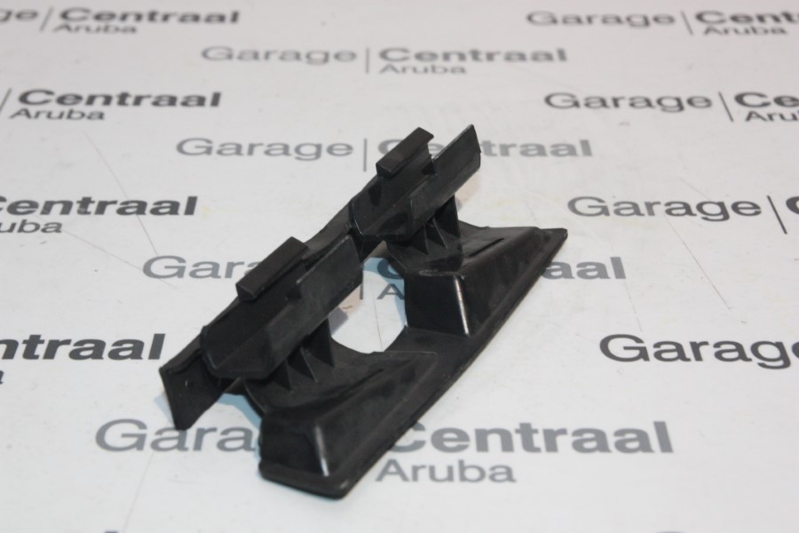 BRACKET ATO LH FR/BMPR 05-