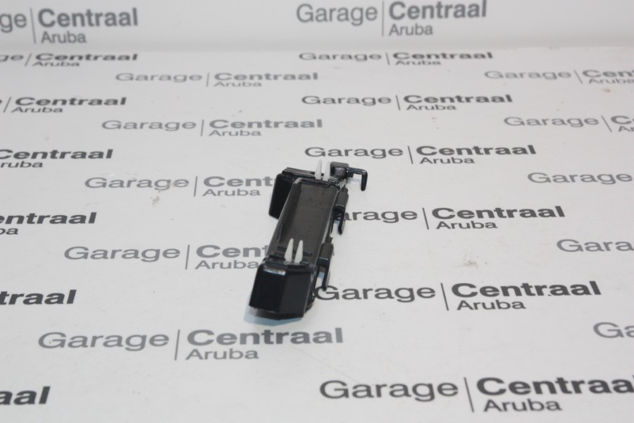 BRACKET SAN RH FR/FENDER 12-
