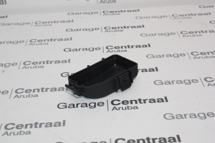 CAP SAN BAT/TERMINAL (+) 06- 
