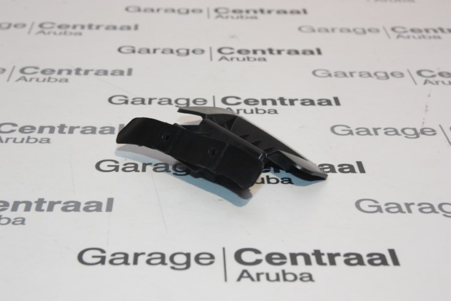 BRACKET GET LH RR/BMPR 06- 