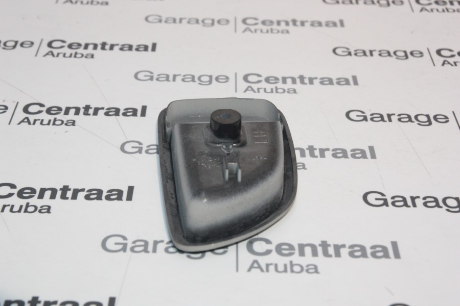 HOUSING AZE LH/FR DR/HDL 05- 