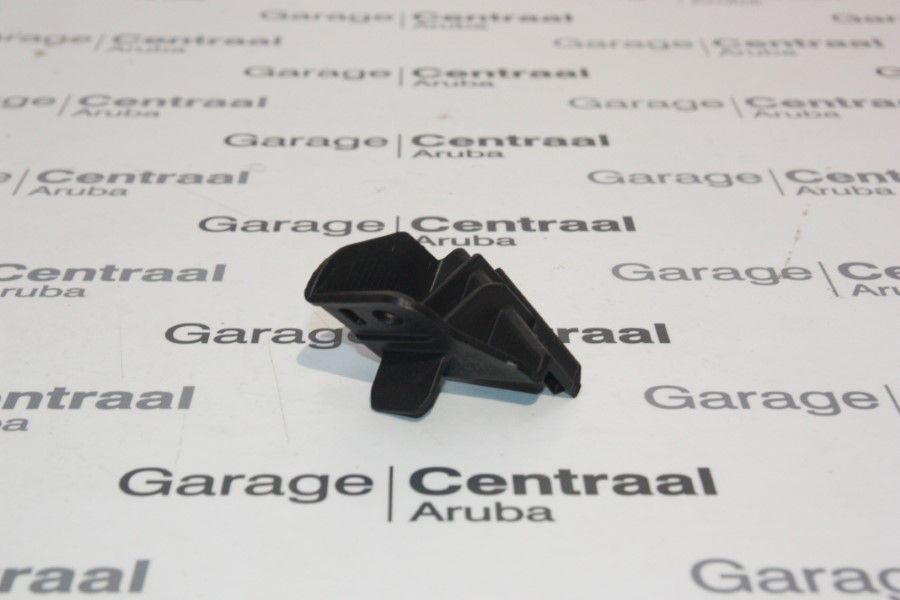 BRACKET SON RH FR/BMPR 04- 