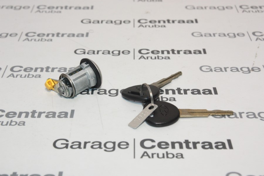 LOCK/CYL ATO RH FR/DOOR (+KEY) 