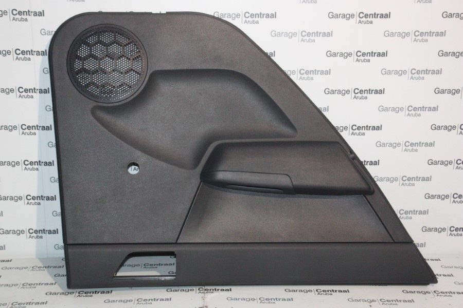 PANEL GET RR DR TRIM LH 