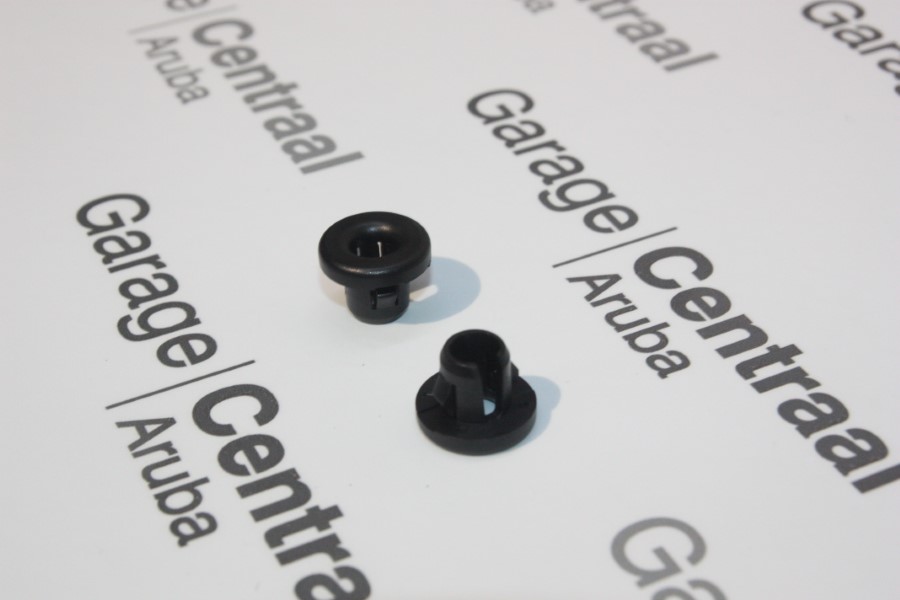 GROMMET H-1 HOOD STAY 07- 