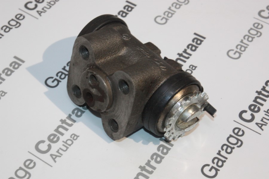 WHL/CYL HD120 RH FR/WHL RR 04- 