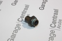 NIPPLE-OIL COOLER 