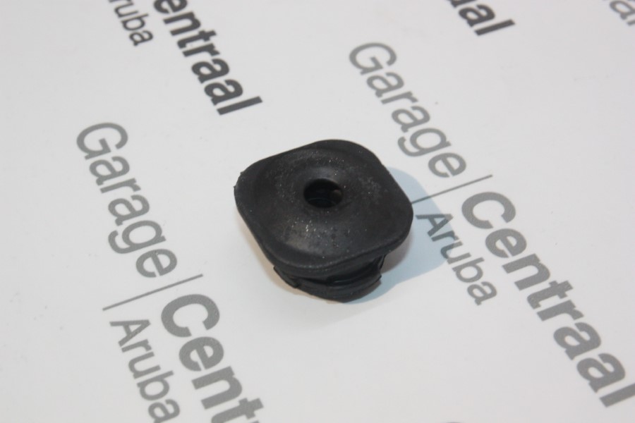 INSULATOR A5 RADIATOR 