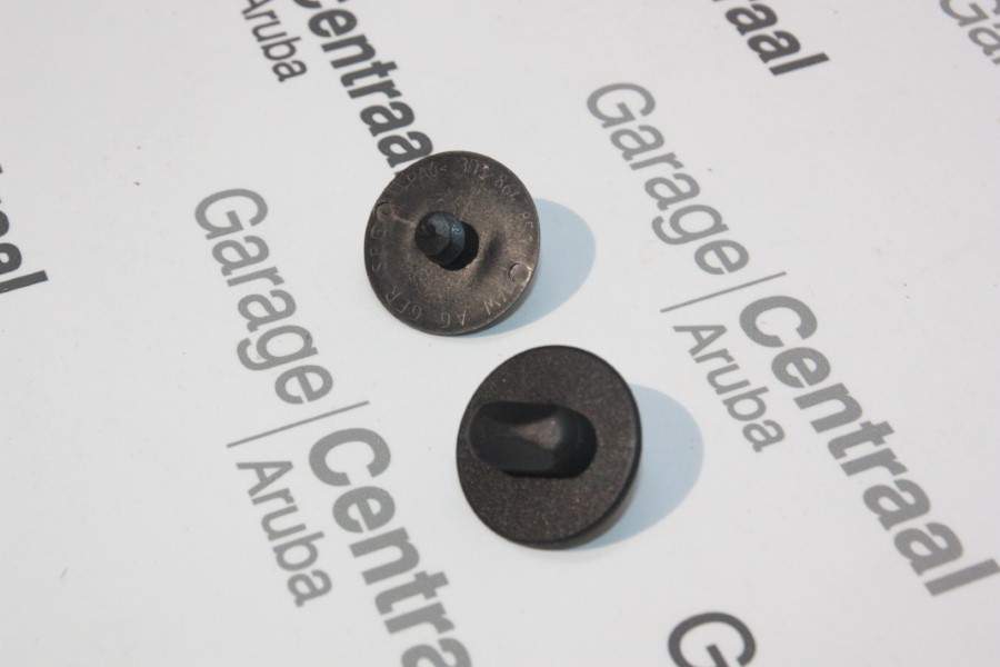 FASTENERS-VW/AUDI-MAT 