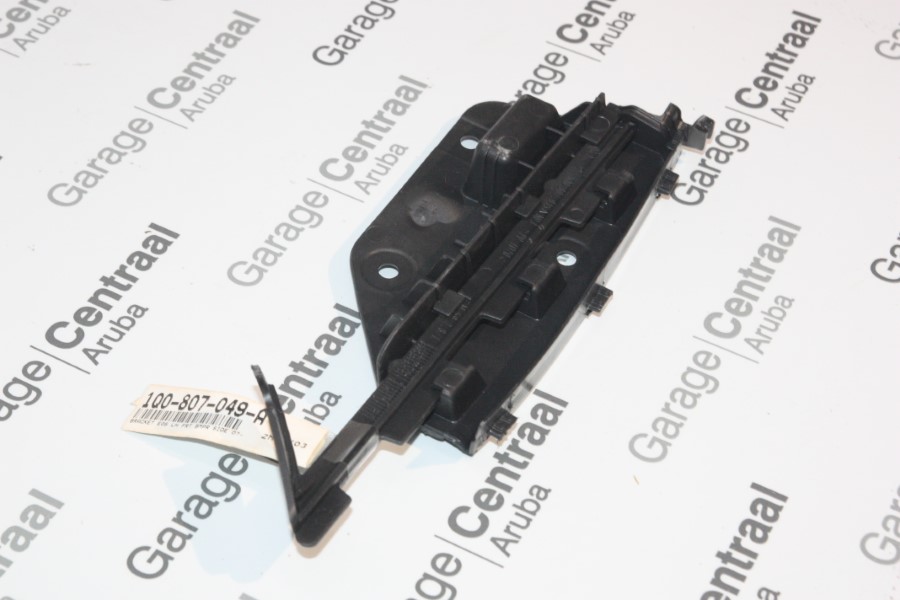 BRACKET EOS LH FRT BMPR SIDE 07- 