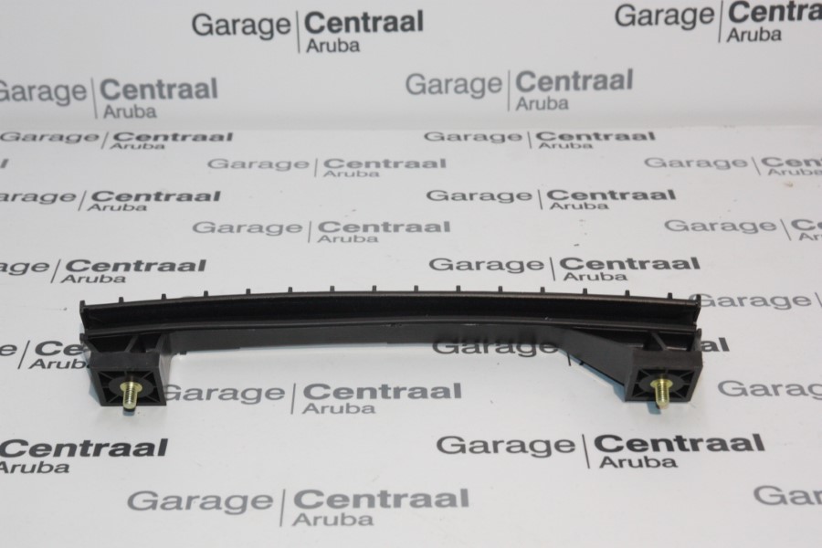 CHANNEL I10 LH FR DR 10-