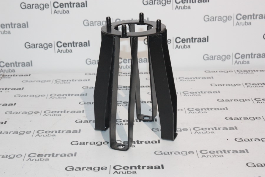 BRACKET COU RR HUBCAP 07-