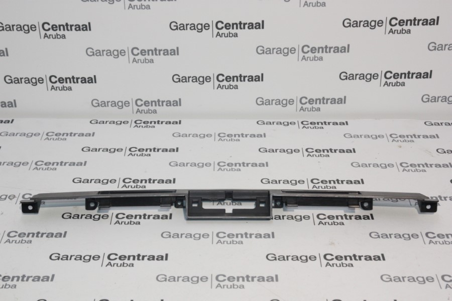 GARNISH TUC T/GATE LWR 10-