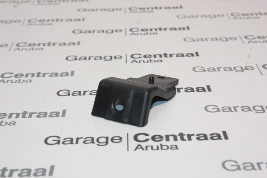 BRACKET TUC FACIA RR LH/RH 