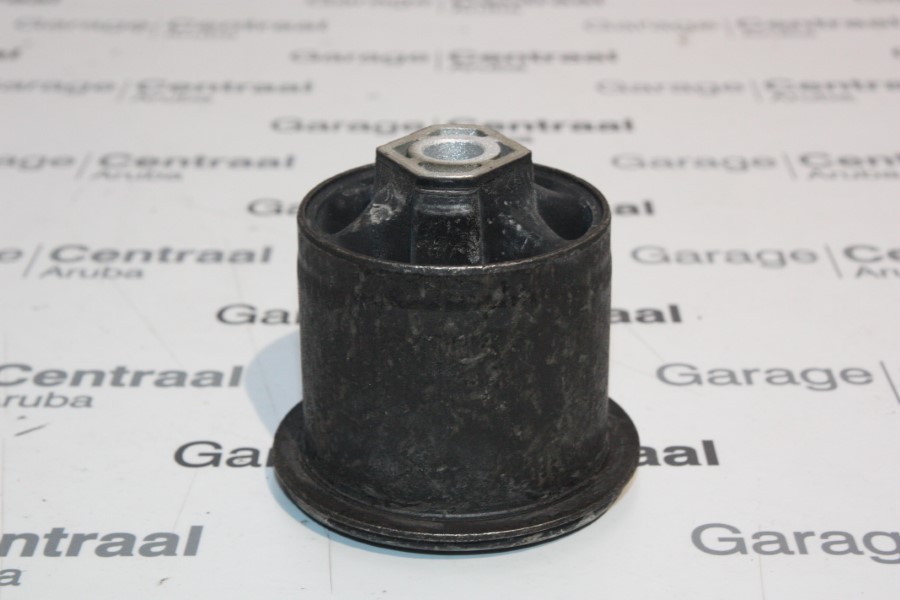BUSHING I30 LH/RH RR TRAIL ARM 13-15 