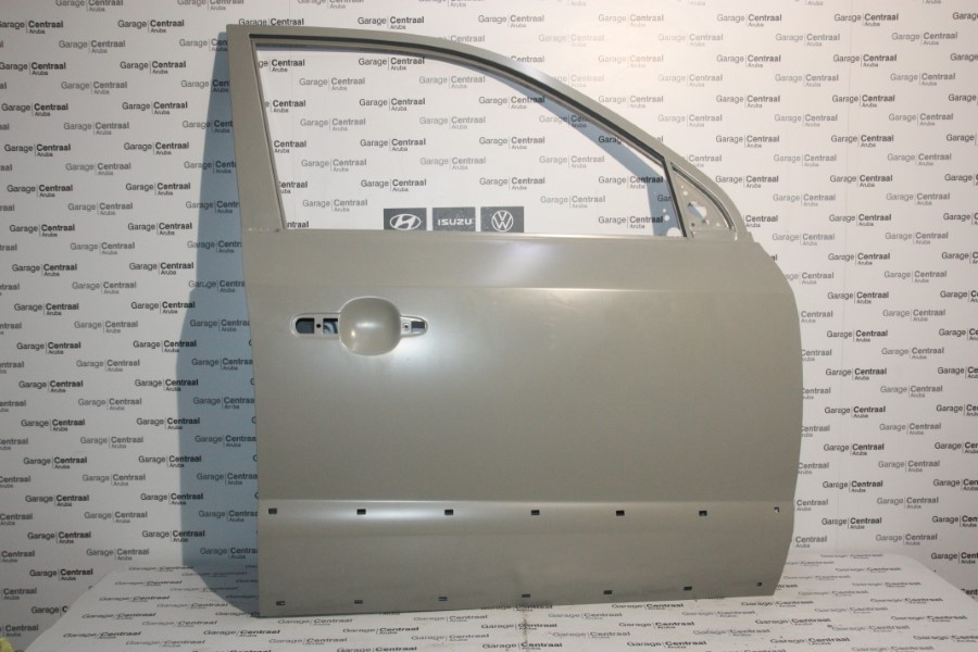 FR/DOOR TUC RH W/HOLES 04-06 