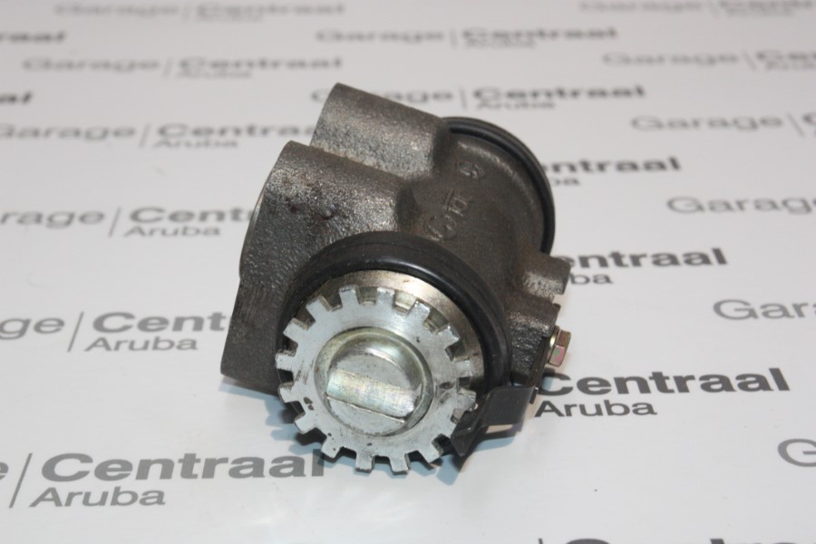 WHL/CYL HD120 RH FR/WHL RR 04- 