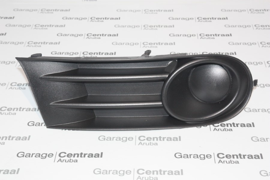 GRILLE-VOY-BMPR-RH-LWR 
