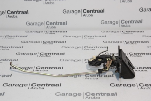 [812302E000] LATCH TUC T/LID ASM