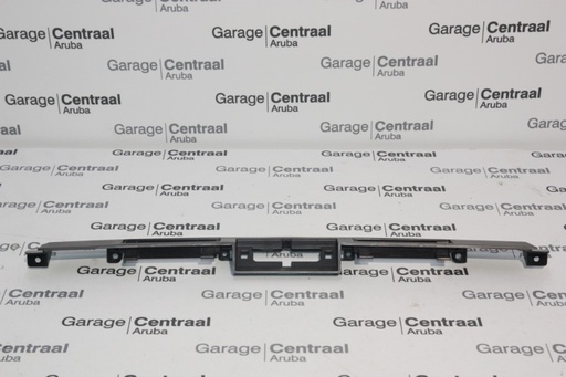 [873722S000] GARNISH TUC T/GATE LWR 10-