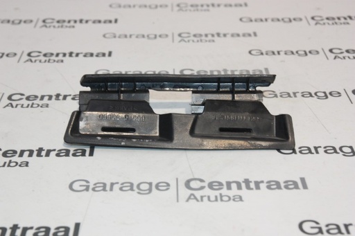 [8651505600] BRACKET ATO LH FR/BMPR 05-