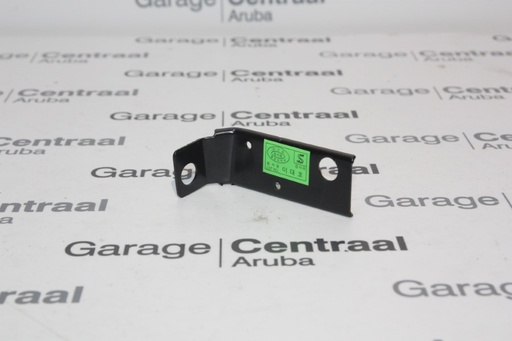 [865172D500] BRACKET ELA LH FR/BMPR