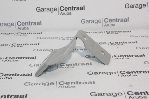 [866225A100] BRACKET COU RH RR BMPR