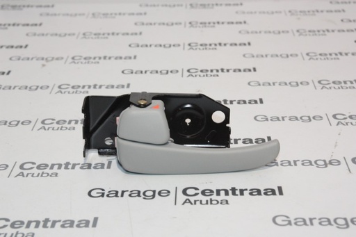 [826103A000NV] DR/HDL TRA LH FR&RR I/S 04- 