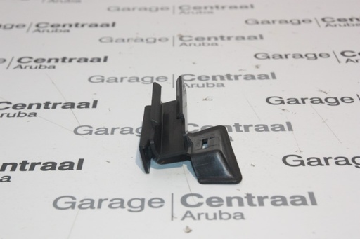 [865151C000] BRACKET GET FR LH BMPR 