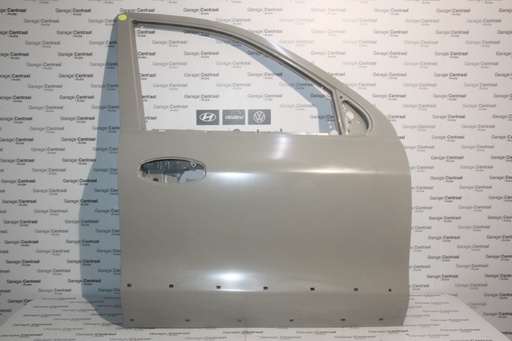 [7600426111] FR/DOOR SAN RH 03-05 