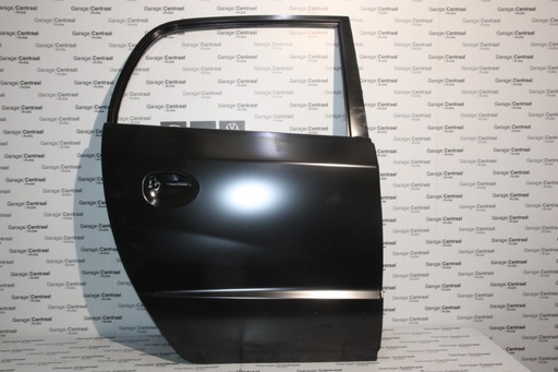 [7700405030] RR/DOOR ATO RH 06- 