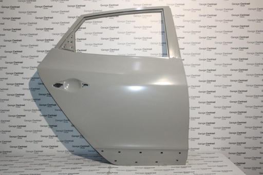 [770042S020] RR/DOOR TUC RH 13- 