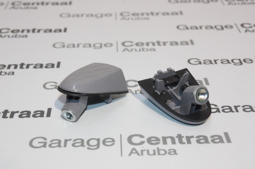 [826522B010] COVER SAN RH FR DR HDL O/S 